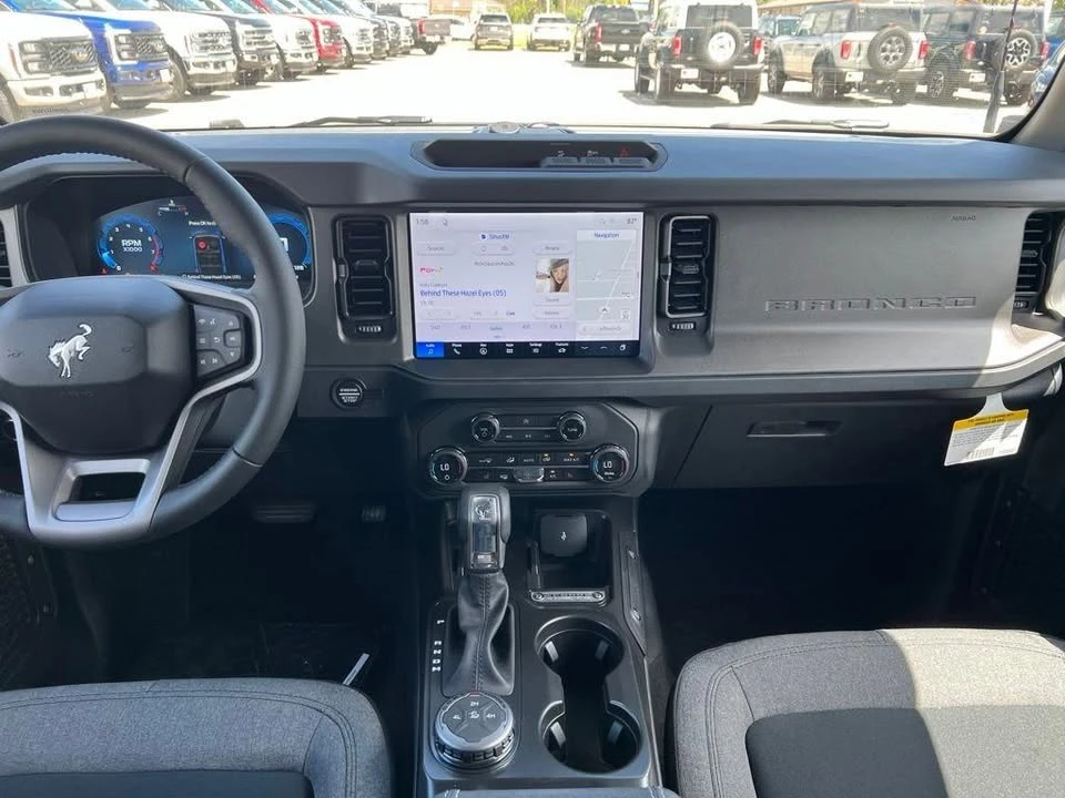 2026 Ford Bronco 6th Gen - Image 15 of 20