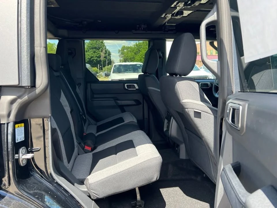 2026 Ford Bronco 6th Gen - Image 12 of 20