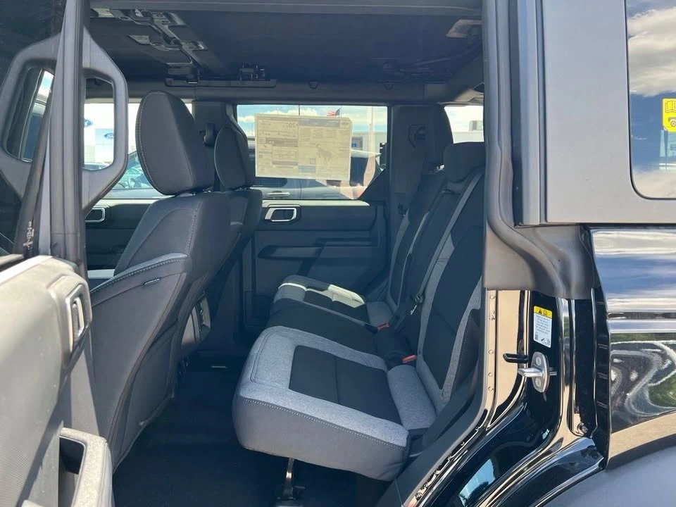 2026 Ford Bronco 6th Gen - Image 19 of 20