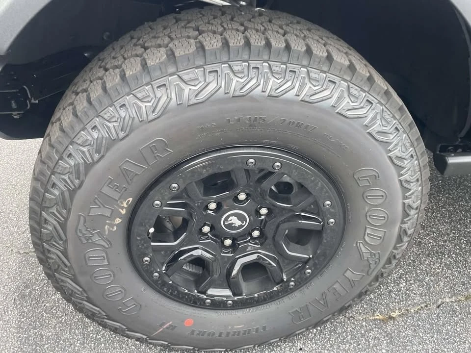 2026 Ford Bronco 6th Gen - Image 6 of 19