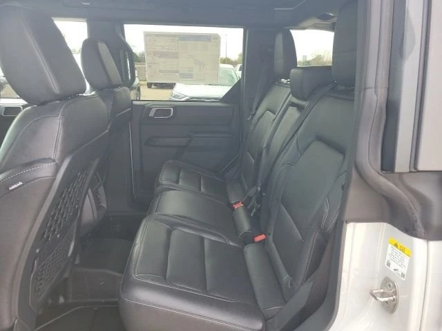 2026 Ford Bronco 6th Gen - Image 19 of 20