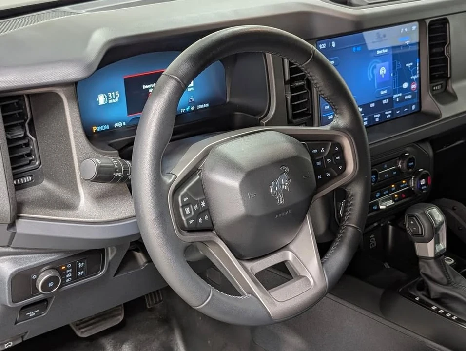 2026 Ford Bronco 6th Gen - Image 10 of 20