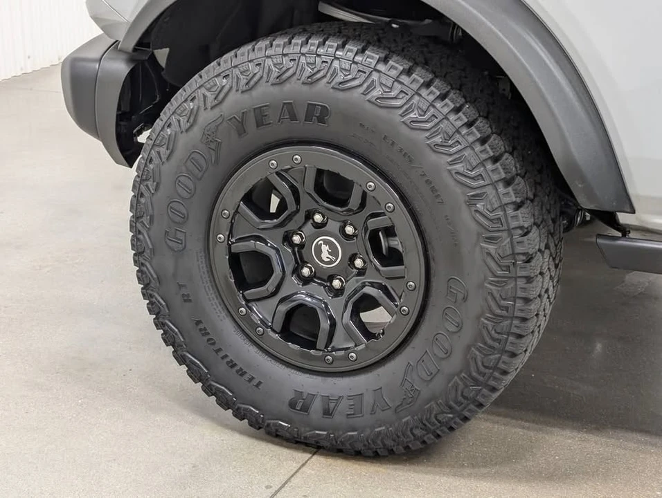 2026 Ford Bronco 6th Gen - Image 2 of 20