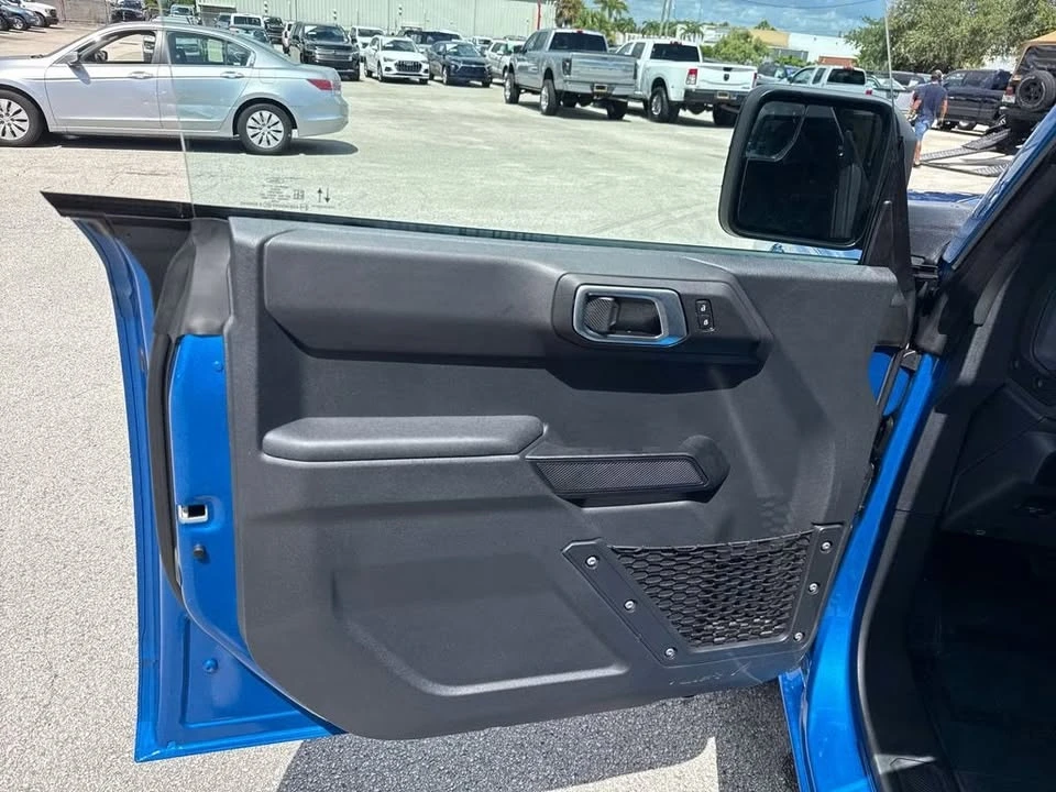 2026 Ford Bronco 6th Gen - Image 10 of 20