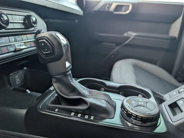 2026 Ford Bronco 6th Gen - Image 19 of 20