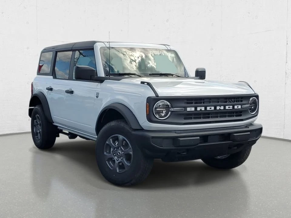 2026 Ford Bronco 6th Gen - Image 2 of 20