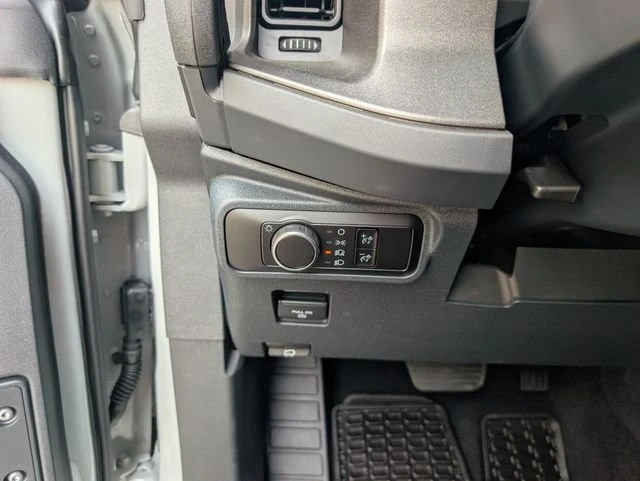 2026 Ford Bronco 6th Gen - Image 11 of 20