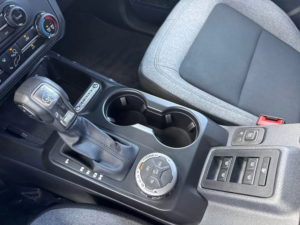 2026 Ford Bronco 6th Gen - Image 19 of 20