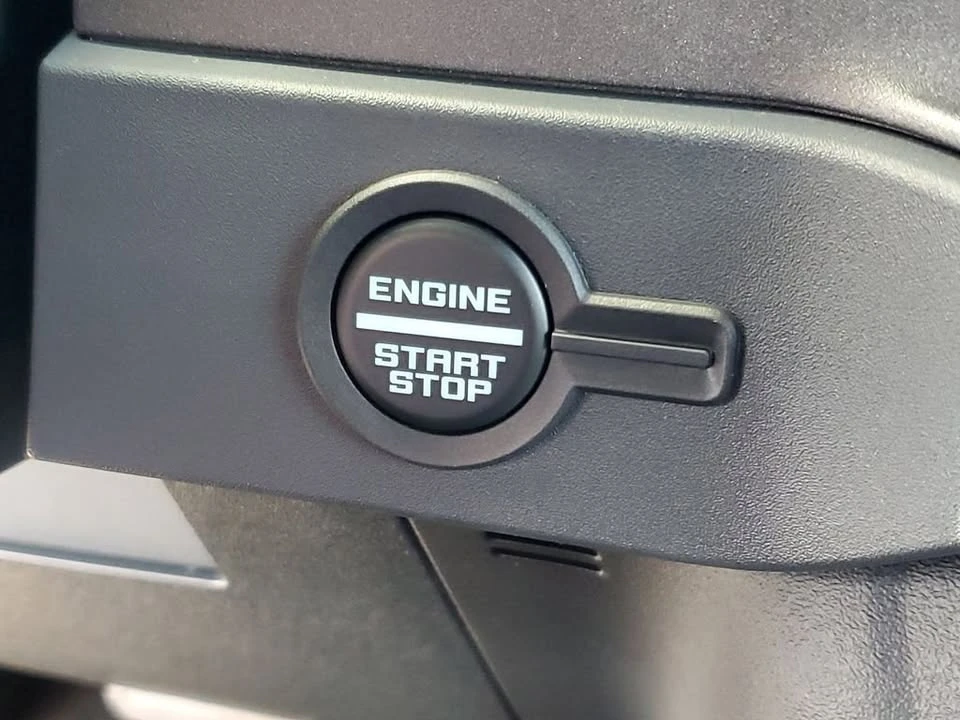 2026 Ford Bronco 6th Gen - Image 16 of 20