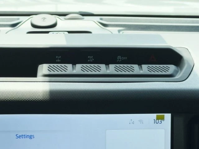 2026 Ford Bronco 6th Gen - Image 13 of 20