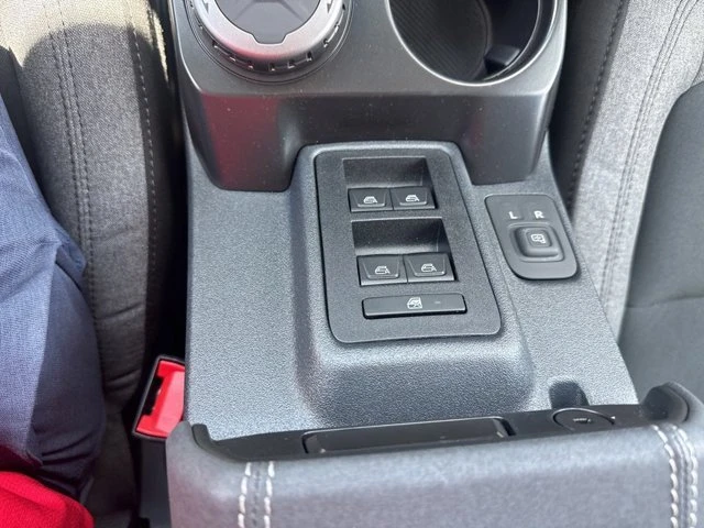 2026 Ford Bronco 6th Gen - Image 19 of 20