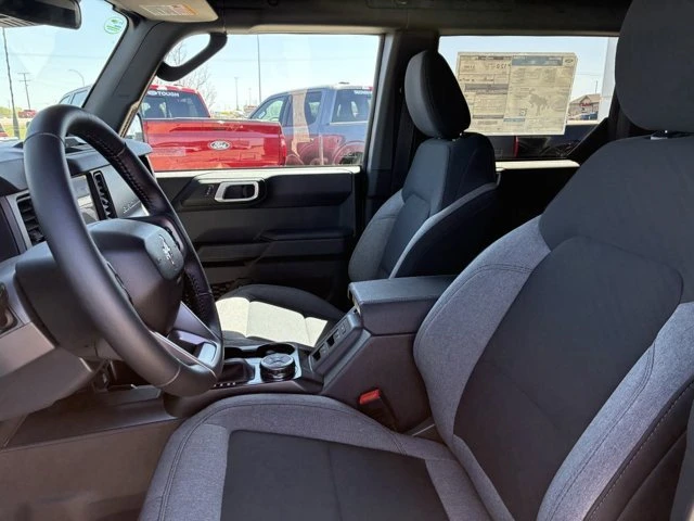 2026 Ford Bronco 6th Gen - Image 17 of 20