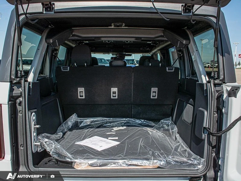 2026 Ford Bronco 6th Gen - Image 11 of 20