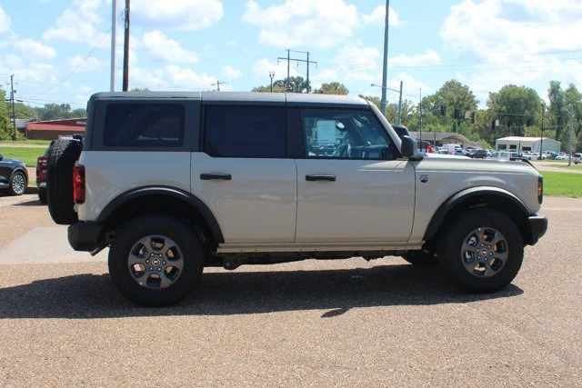2026 Ford Bronco 6th Gen - Image 8 of 20