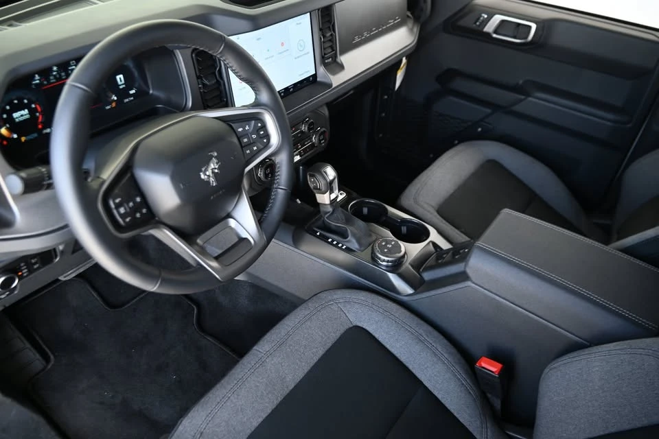 2026 Ford Bronco 6th Gen - Image 12 of 18