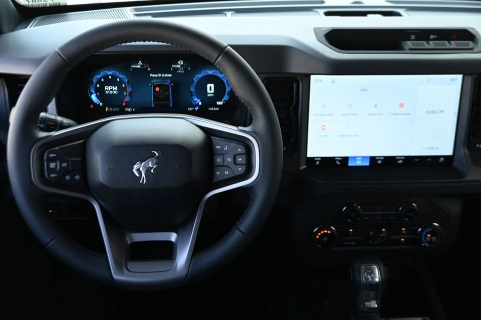 2026 Ford Bronco 6th Gen - Image 18 of 20