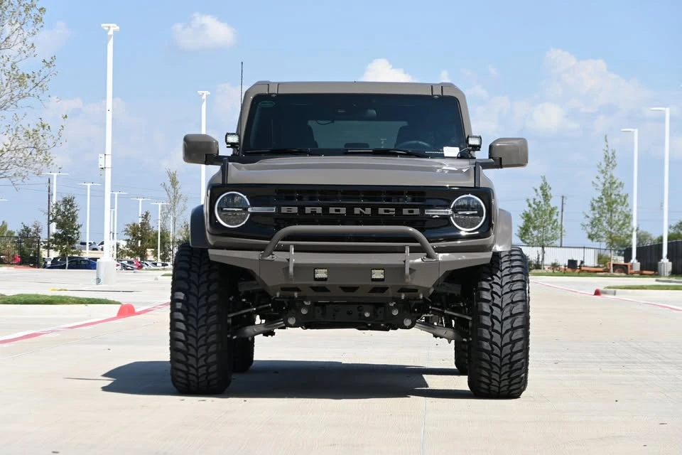 2026 Ford Bronco 6th Gen - Image 2 of 20