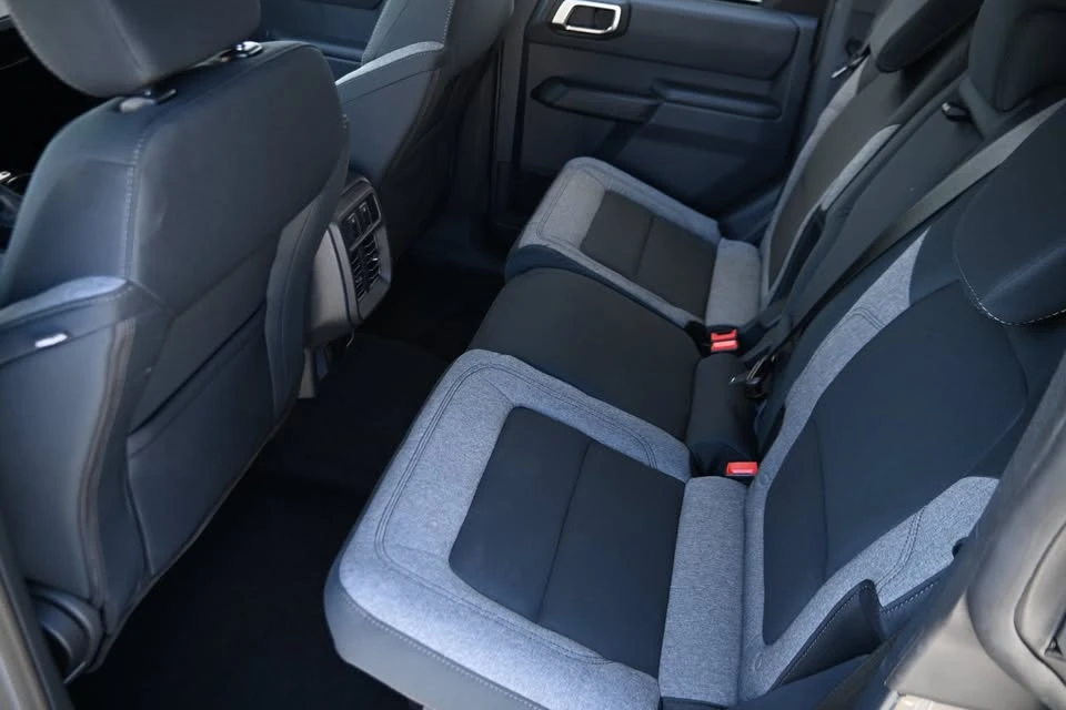 2026 Ford Bronco 6th Gen - Image 12 of 20