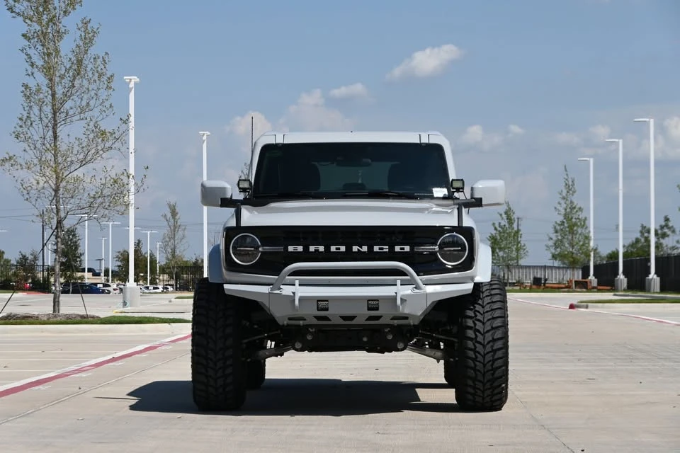 2026 Ford Bronco 6th Gen - Image 2 of 18