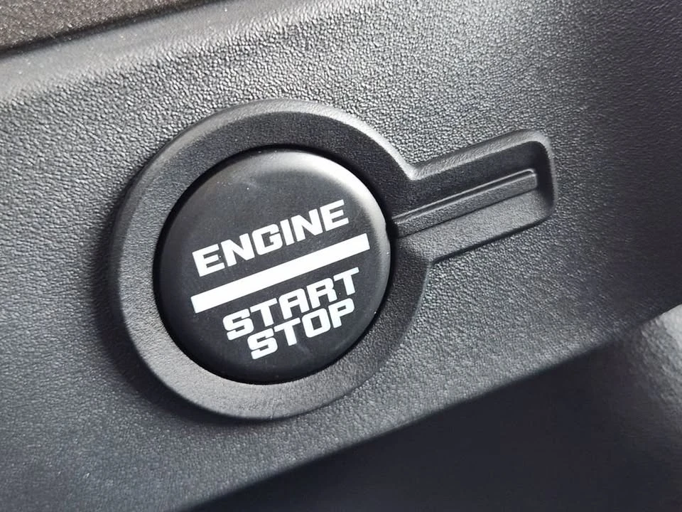 2026 Ford Bronco 6th Gen - Image 13 of 19