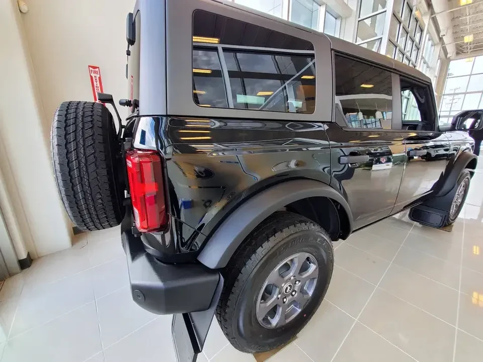 2026 Ford Bronco 6th Gen - Image 3 of 12