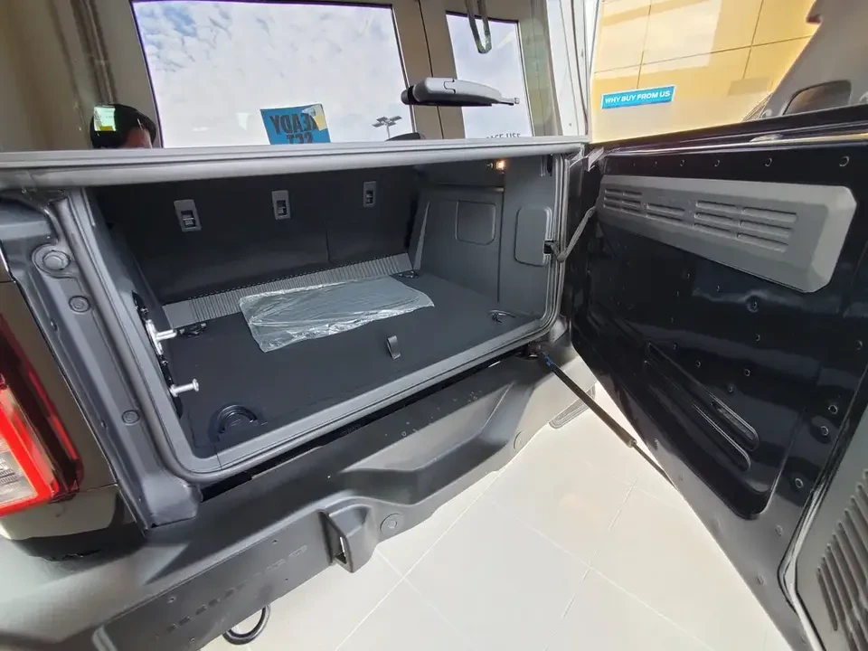 2026 Ford Bronco 6th Gen - Image 9 of 12