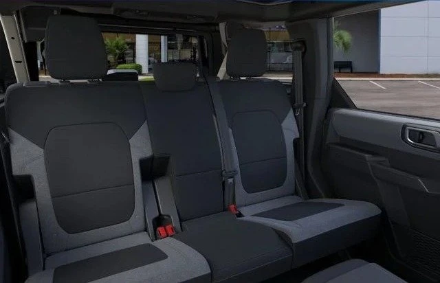 2026 Ford Bronco 6th Gen - Image 9 of 10