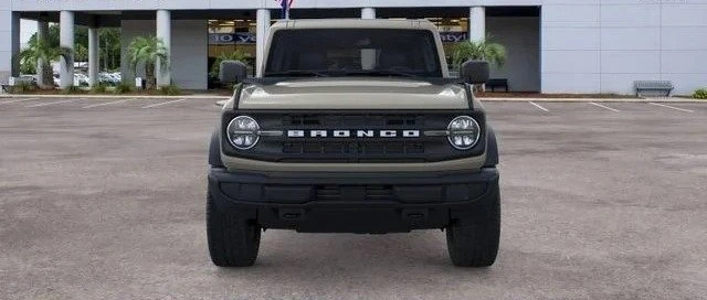 2026 Ford Bronco 6th Gen - Image 2 of 10