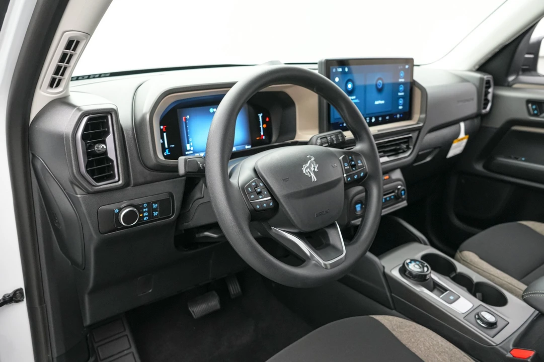 2026 Ford Bronco 6th Gen - Image 13 of 24