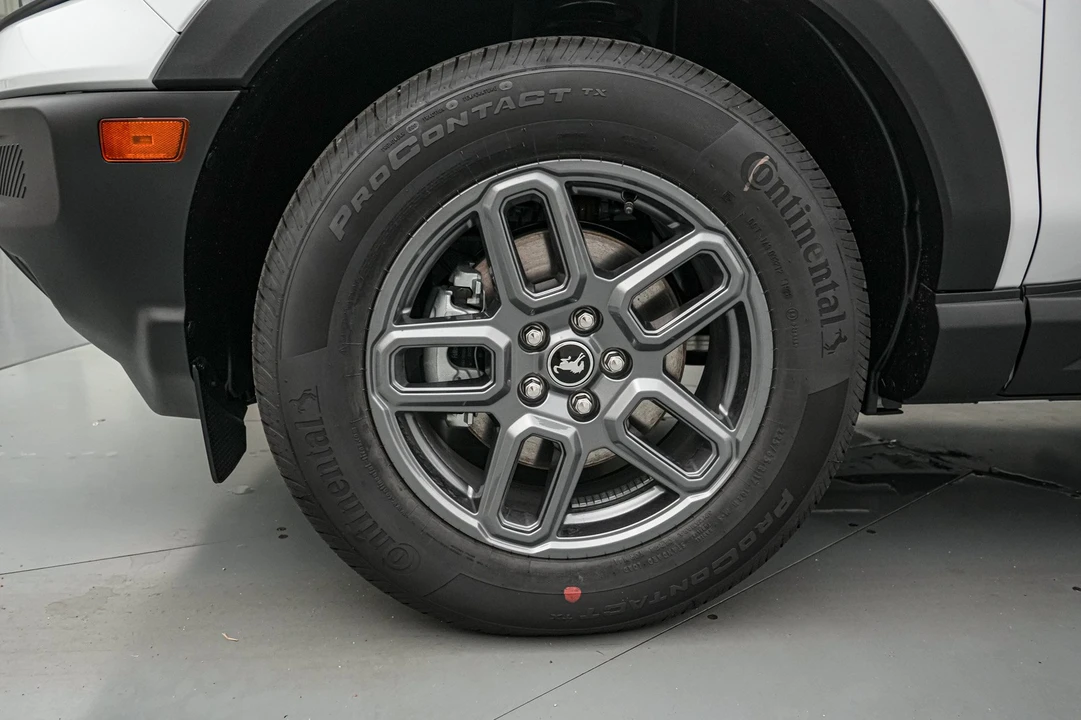 2026 Ford Bronco 6th Gen - Image 11 of 24
