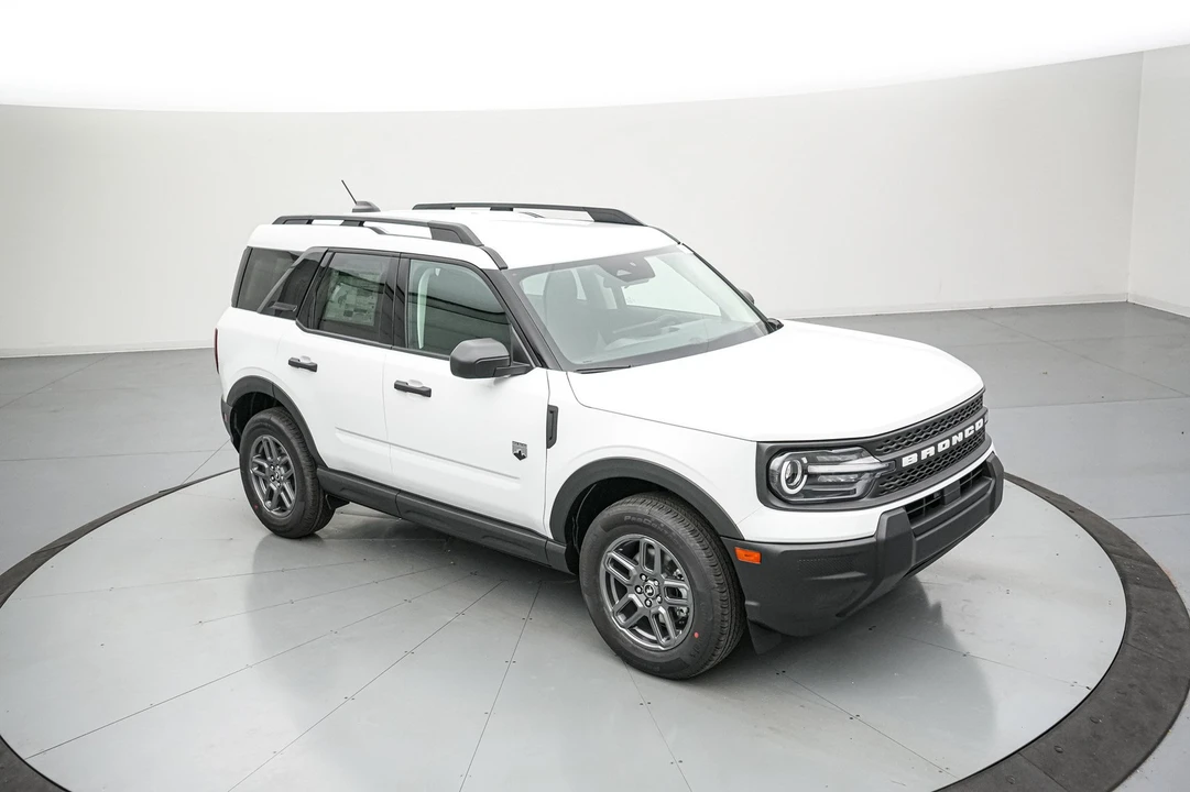 2026 Ford Bronco 6th Gen - Image 2 of 24