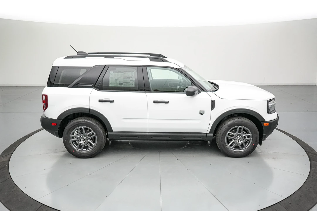 2026 Ford Bronco 6th Gen - Image 4 of 24