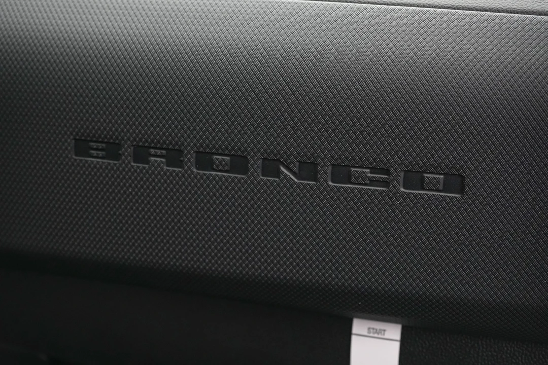 2026 Ford Bronco 6th Gen - Image 28 of 30