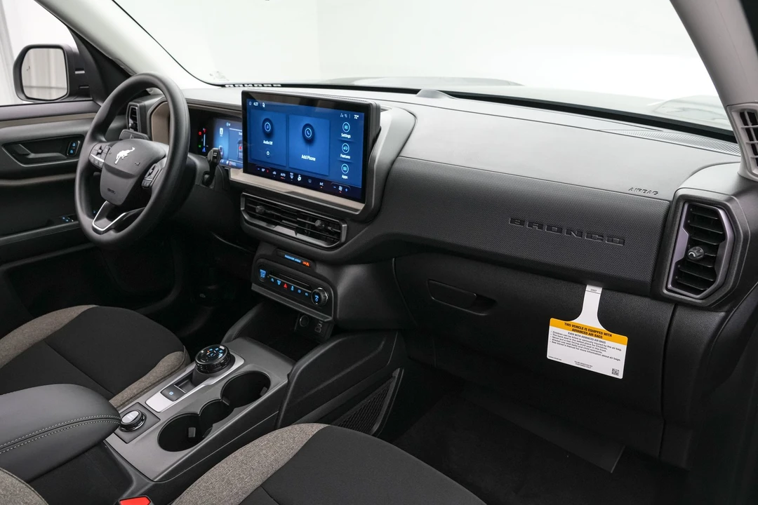 2026 Ford Bronco 6th Gen - Image 26 of 30