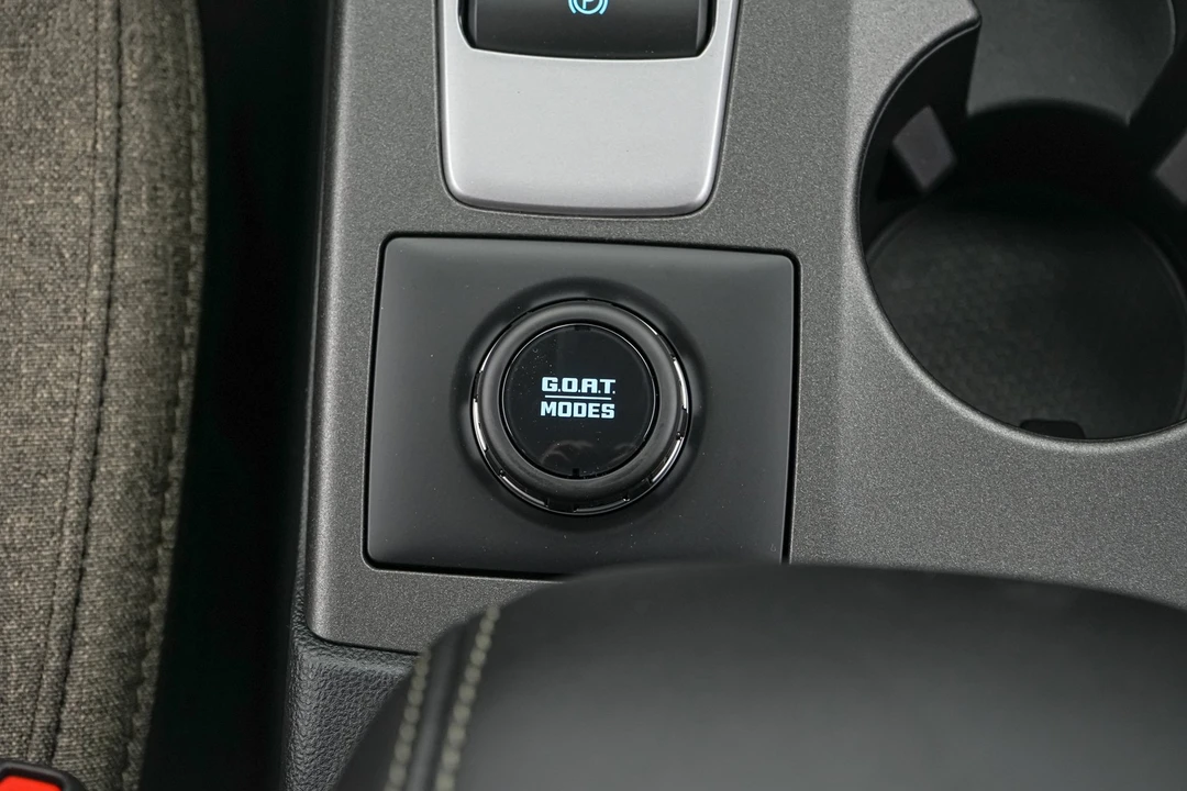 2026 Ford Bronco 6th Gen - Image 20 of 30