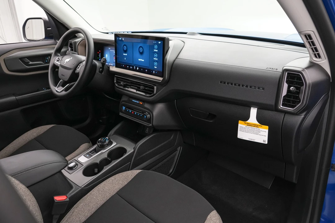 2026 Ford Bronco 6th Gen - Image 25 of 27