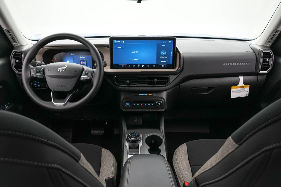 2026 Ford Bronco 6th Gen - Image 16 of 27