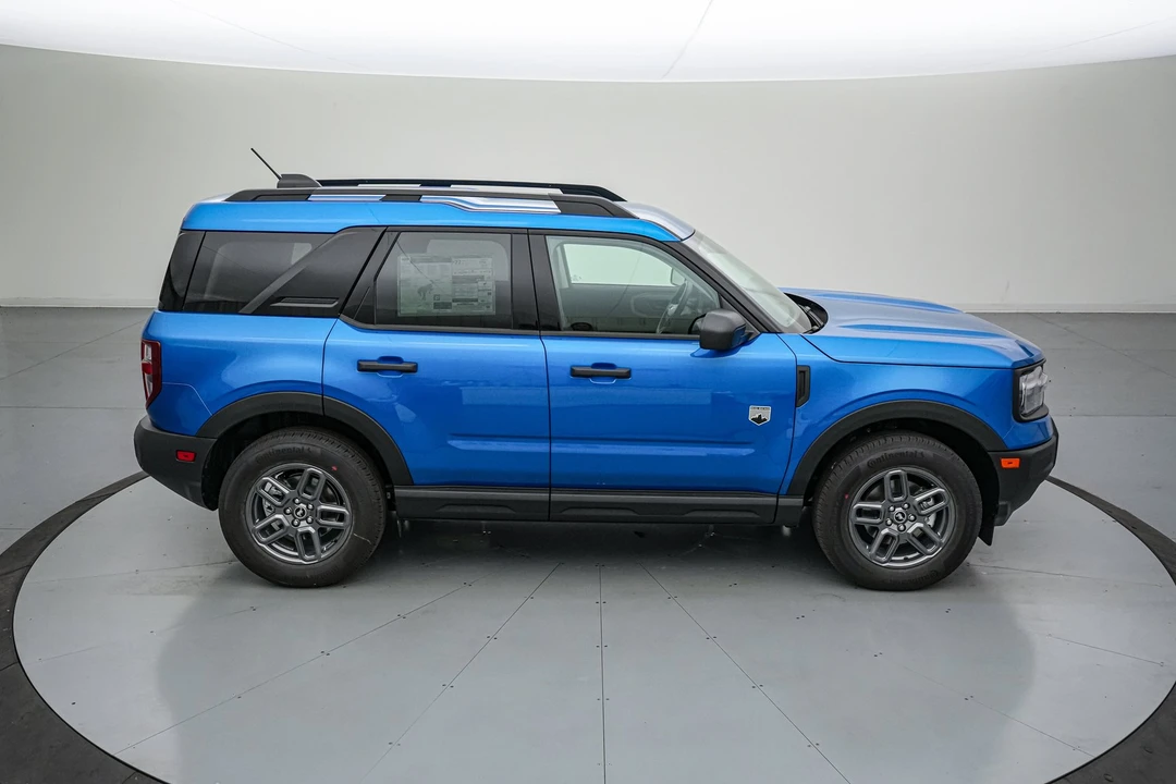 2026 Ford Bronco 6th Gen - Image 4 of 27
