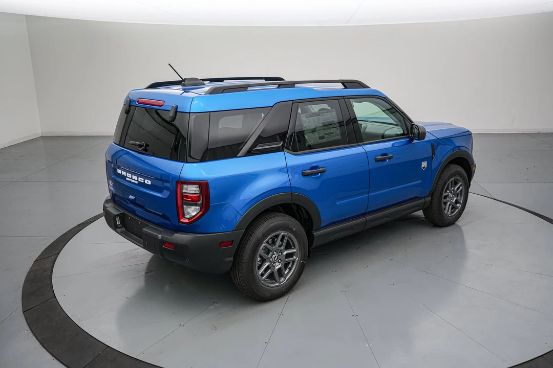 2026 Ford Bronco 6th Gen - Image 5 of 27