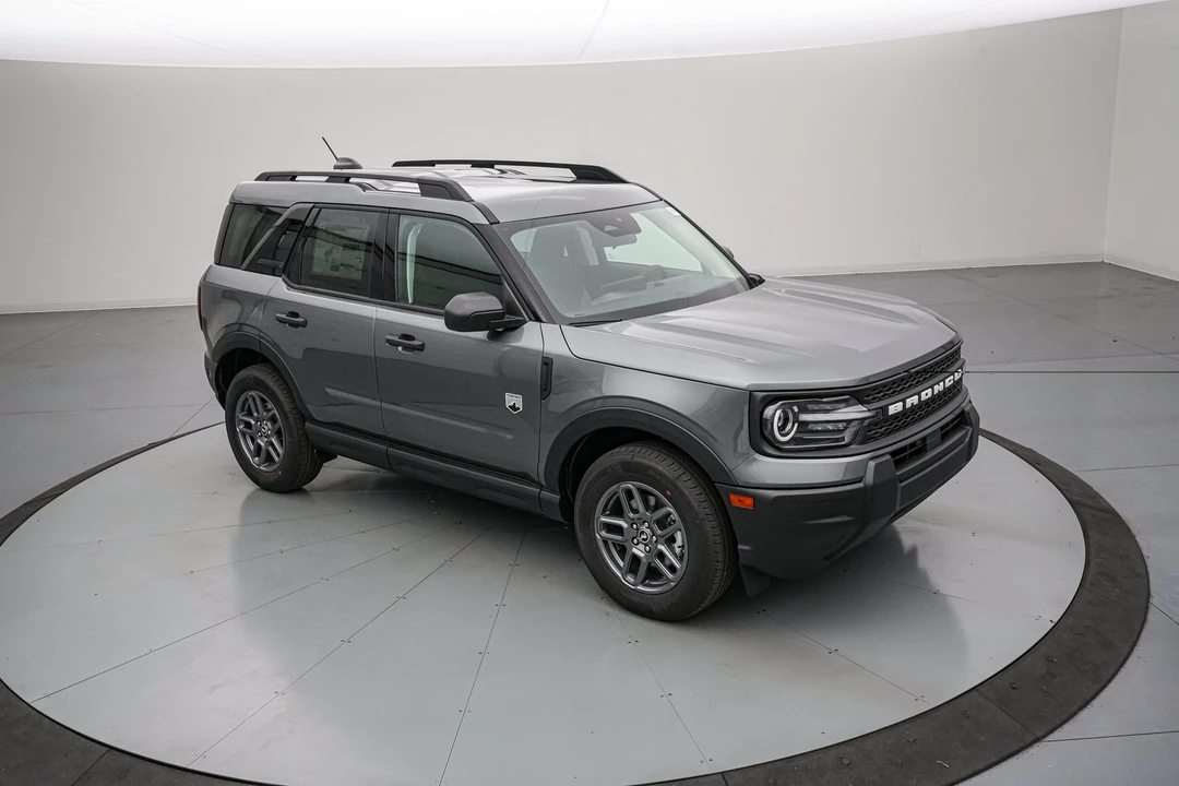 2026 Ford Bronco 6th Gen - Image 2 of 28