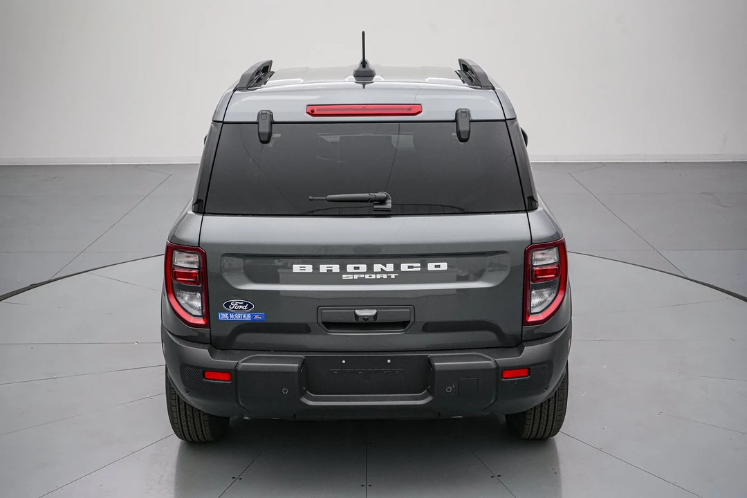 2026 Ford Bronco 6th Gen - Image 6 of 28