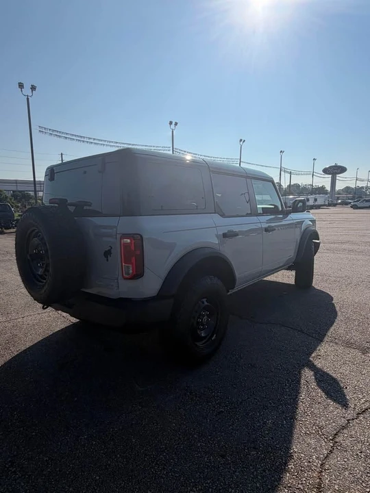 2026 Ford Bronco 6th Gen - Image 17 of 17
