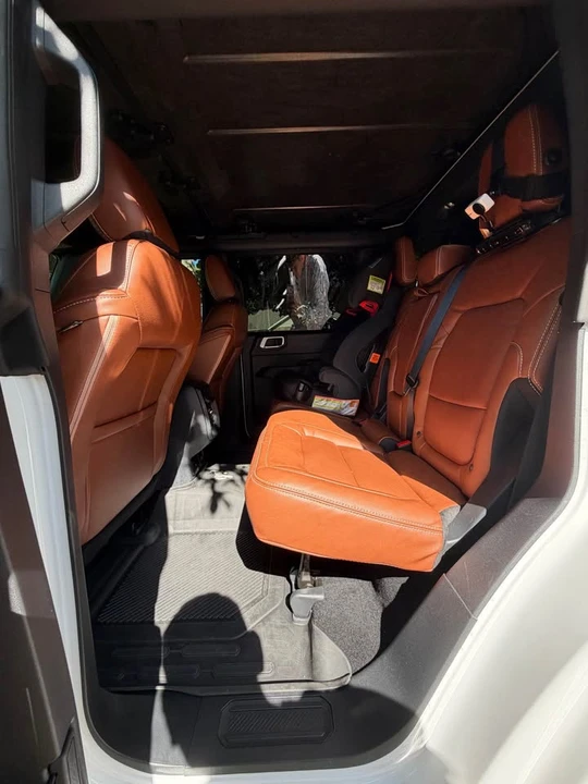 2026 Ford Bronco 6th Gen - Image 14 of 14