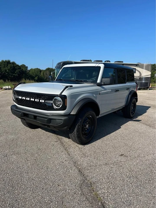 2026 Ford Bronco 6th Gen - Image 2 of 10