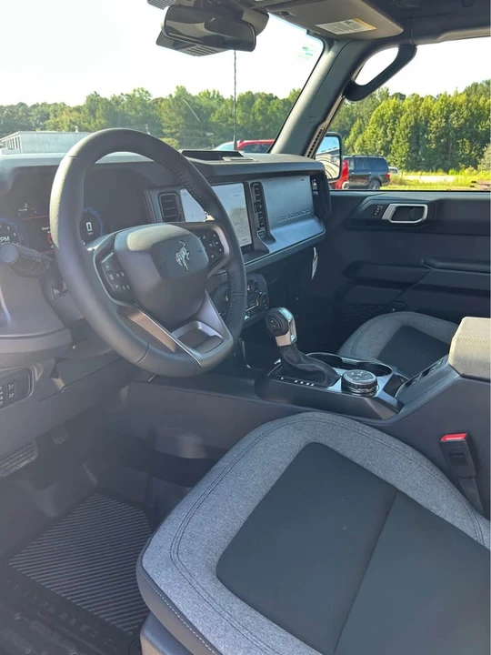 2026 Ford Bronco 6th Gen - Image 6 of 10