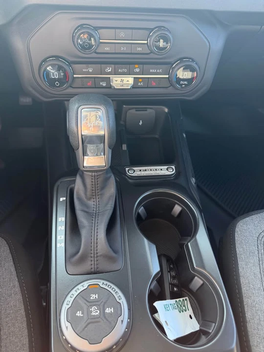 2026 Ford Bronco 6th Gen - Image 6 of 17