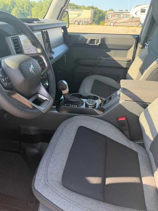 2026 Ford Bronco 6th Gen - Image 9 of 17