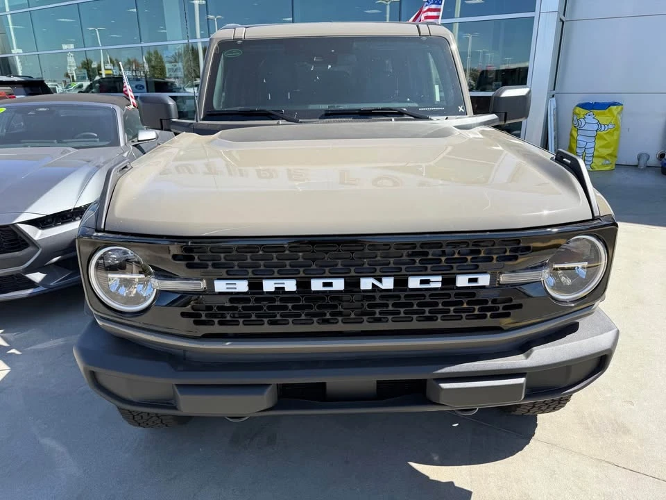 2026 Ford Bronco 6th Gen - Image 5 of 10
