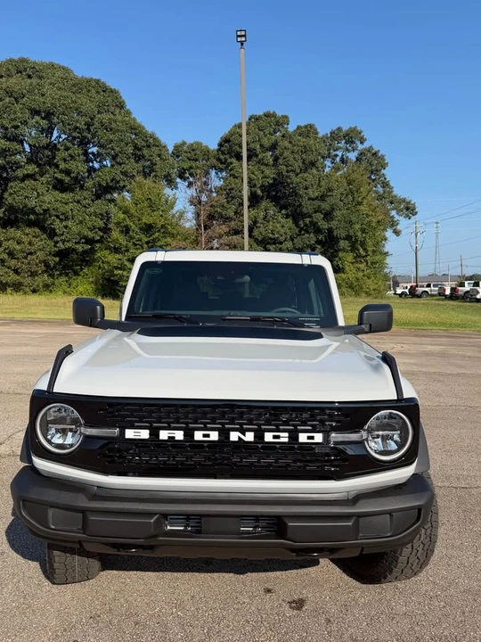 2026 Ford Bronco 6th Gen - Image 3 of 17