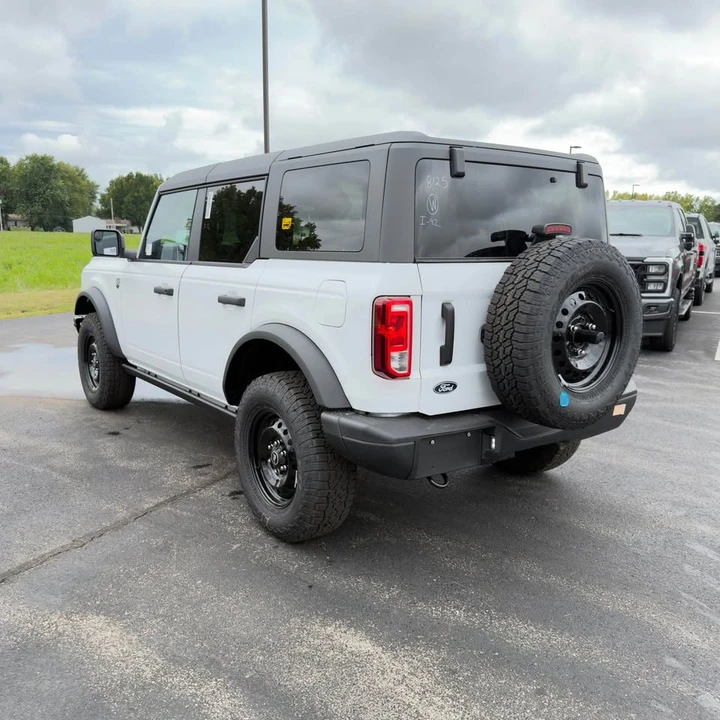 2026 Ford Bronco 6th Gen - Image 4 of 9